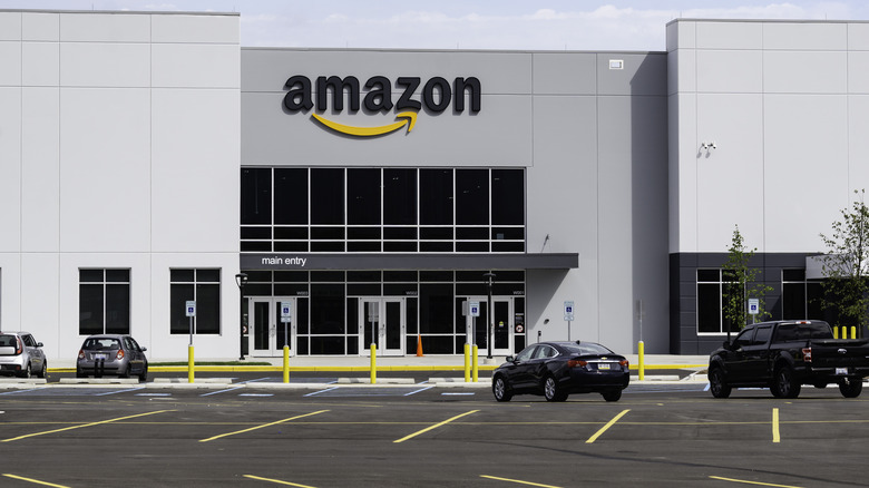 Amazon distribution center in Michigan