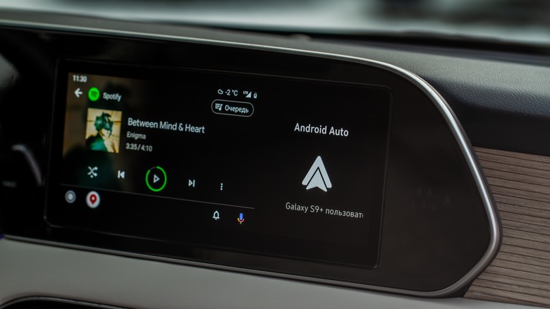 Android Auto connected