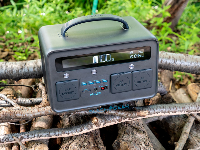Anker PowerHouse II 800 Portable Power Station Review - For The Great  Outdoors - SlashGear
