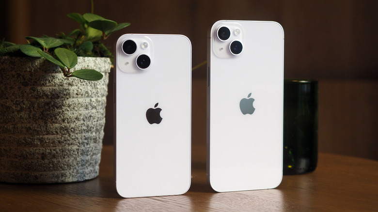 Apple iPhone 14 and iPhone 14 Plus
