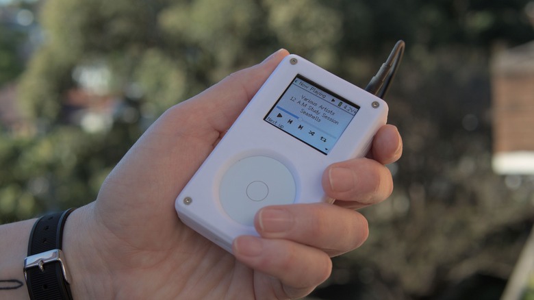 Tangara portable music player