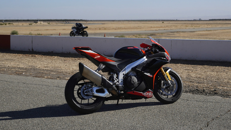 2024 Aprilia RSV4 Factory SE-09 SBK profile at Buttonwillow Raceway