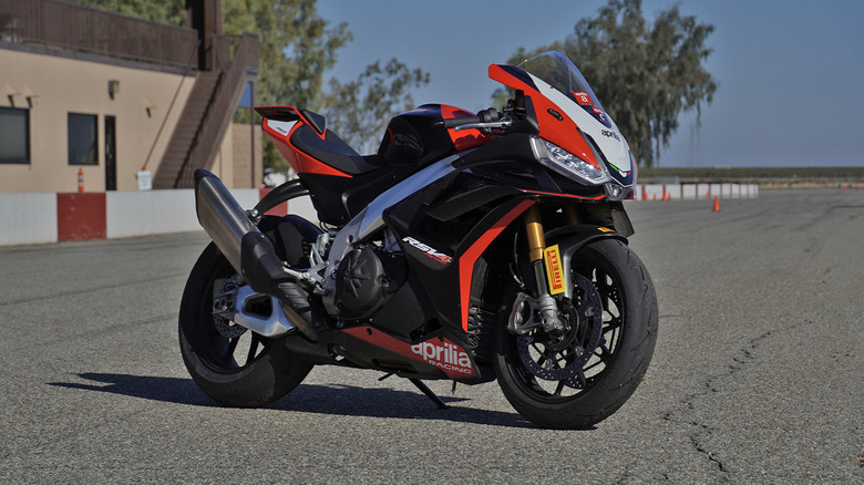 2024 Aprilia RSV4 Factory SE-09 SBK front three-quarters