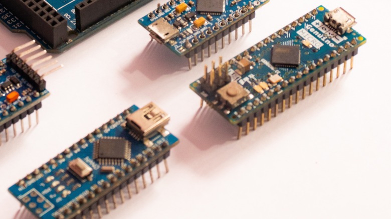 Arduino Micro and Nano boards with other boards