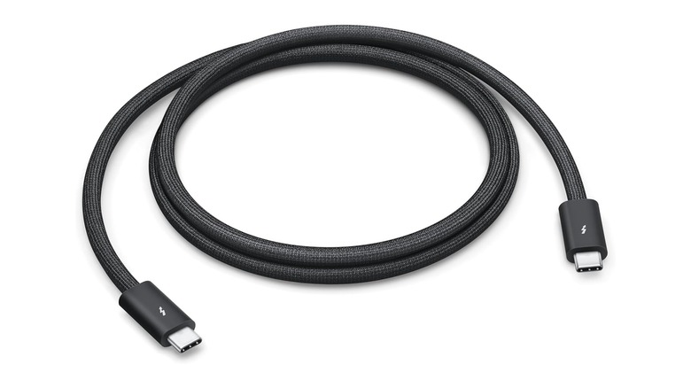 Apple Thunderbolt 5 Pro Cable