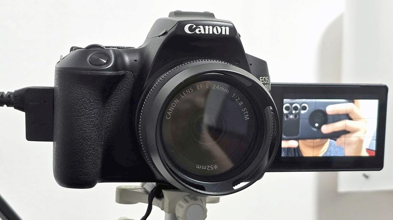 Front view of a Canon EOS 200D Mk II connected to a PC via HDMI cable