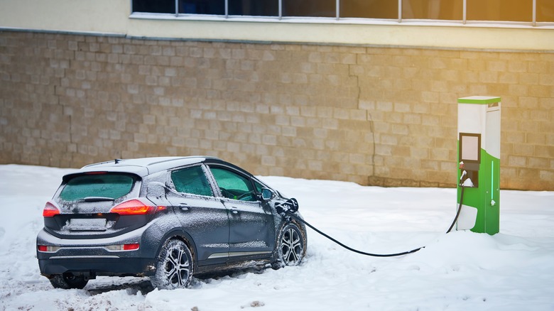 Electric vehicle charging in the snow