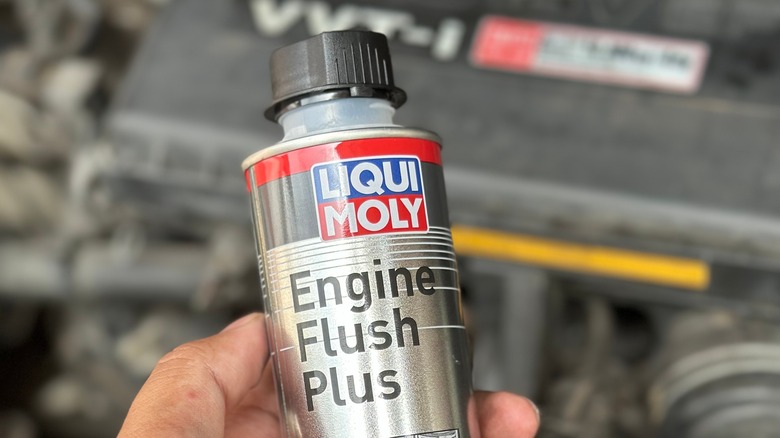 Liqui Moly engine flush bottle