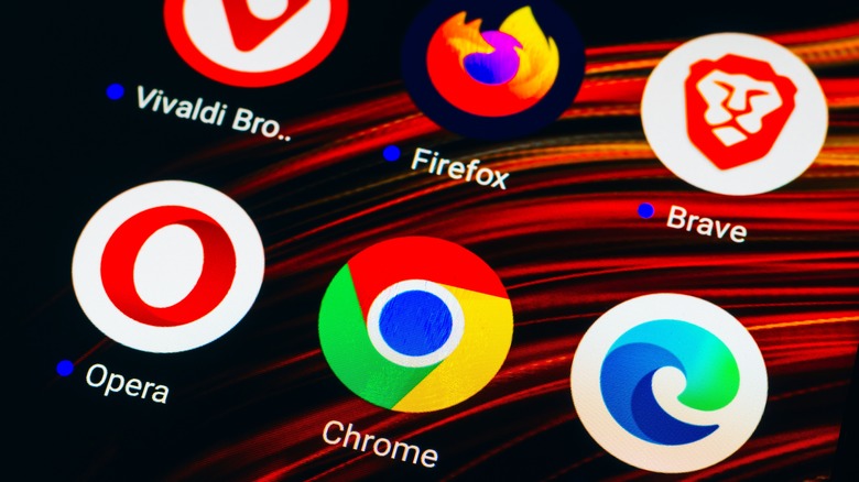 Chrome logo with other internet browsers