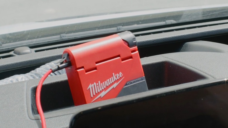 Milwaukee earbuds case and charger