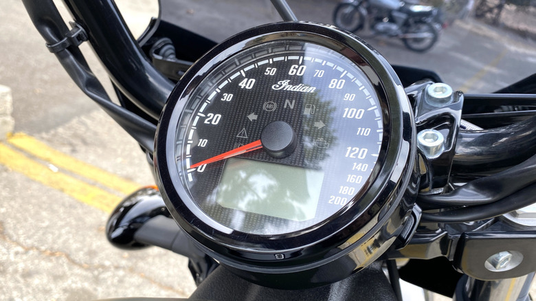 2024 Indian Scout Rogue speedometer