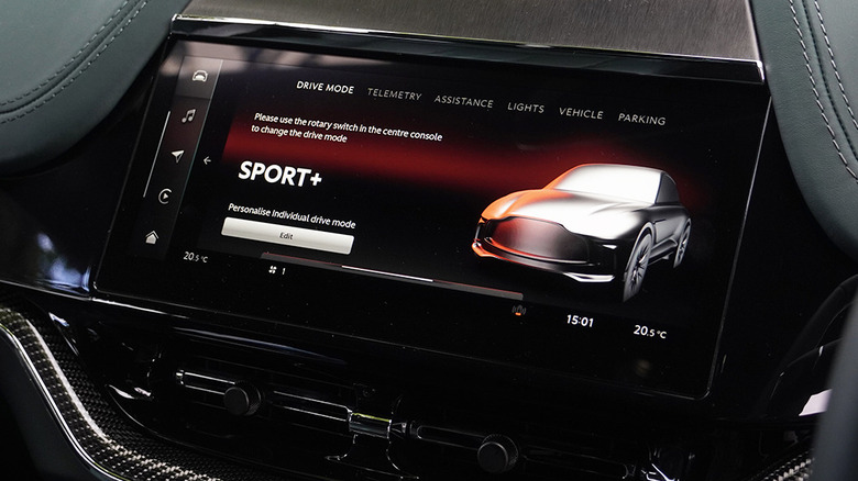 2025 Aston Martin DBX 707 innate UI Sport+ drive mode page