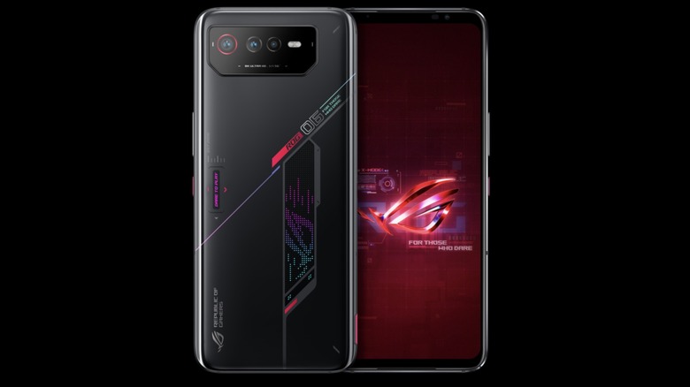 Design of the ASUS ROG Phone 6.