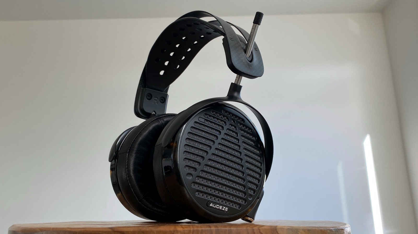 Audeze discount headphones price