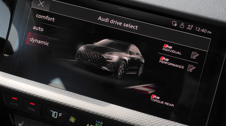 Audi RS3 drive modes