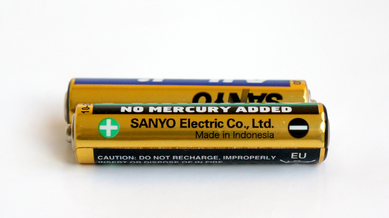 Sanyo AA batteries