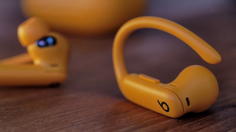 Beats Powerbeats Pro 2