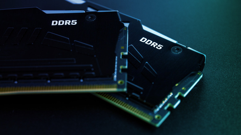 DDR5 RAM