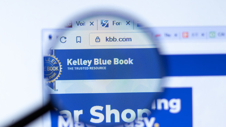 Kelley Blue Book logo website