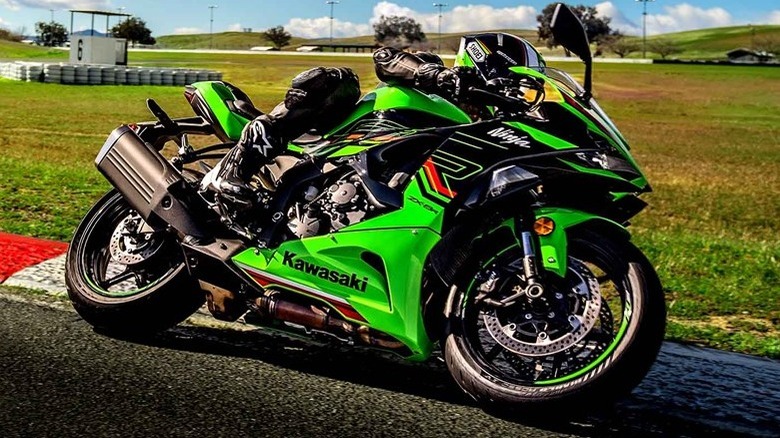 Person riding Ninja ZX-6R