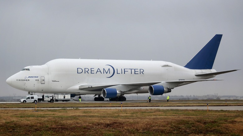 Boeing LCF Dreamlifter on taxiway