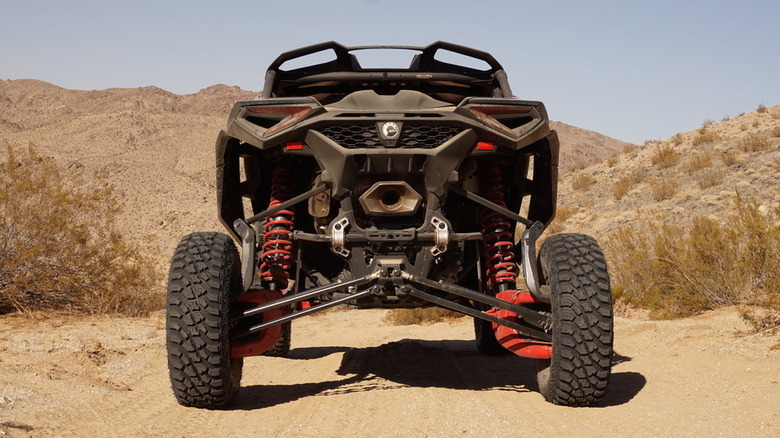 2025 Can-Am Maverick R Max X RS with Smart-Shox rear