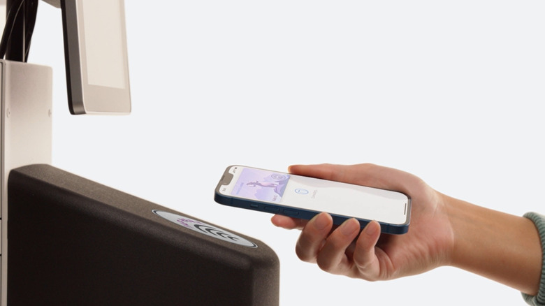 apple wallet license airport scanner