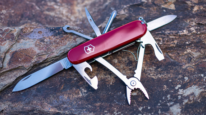 Victorinox Spartan folding Swiss Army knife