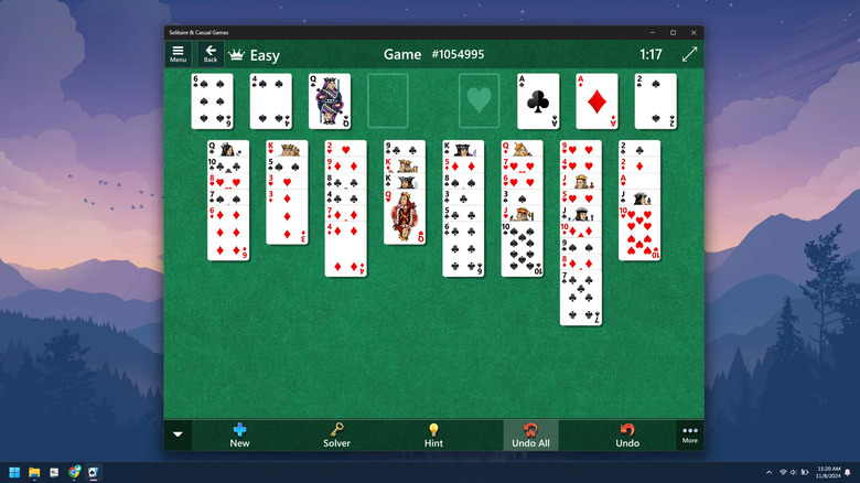 Playing a Microsoft FreeCell game in Windows