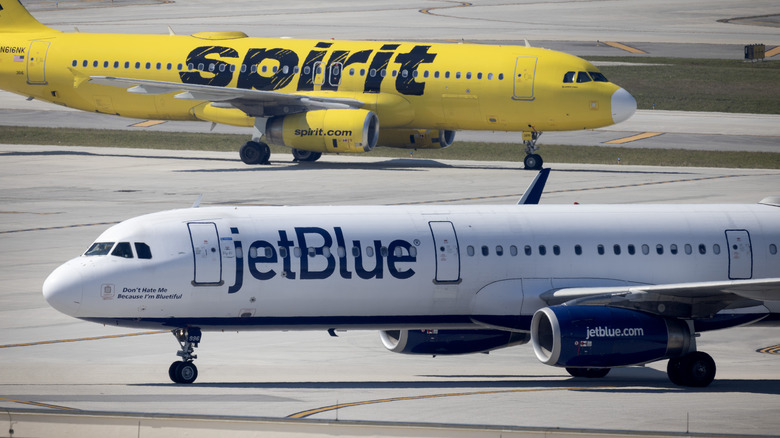 Spirit and JetBlue planes