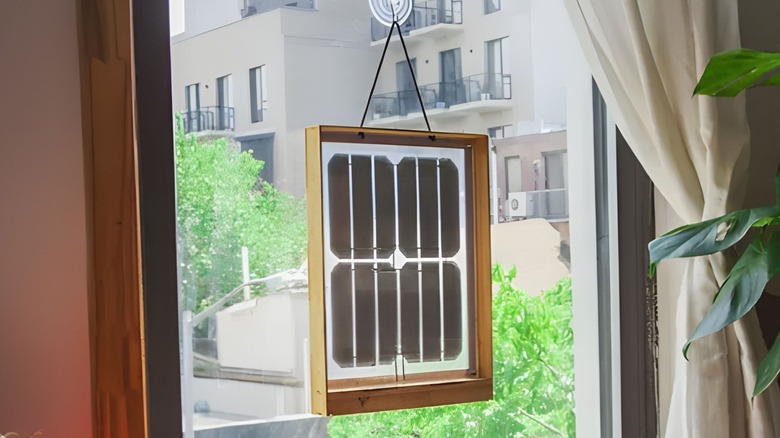 grouphug window solar panel