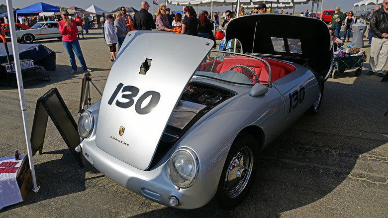 Porsche 550 Spyder James Dean replica