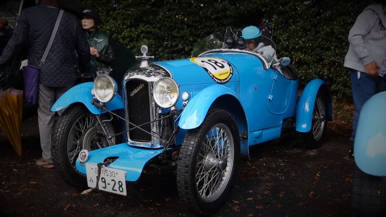 Amilcar CGSS in French racing blue