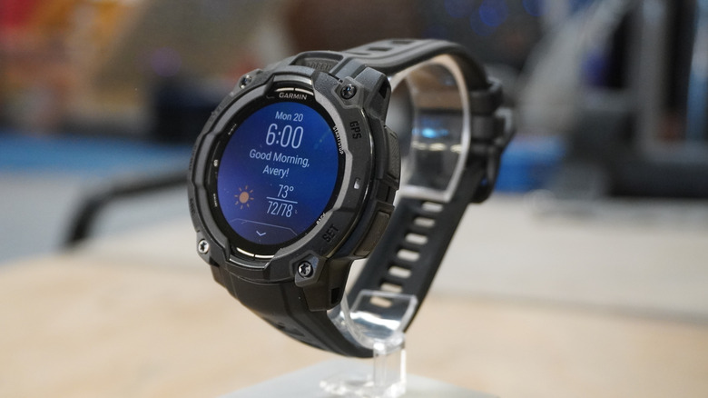 Garmin Instinct 3 AMOLED