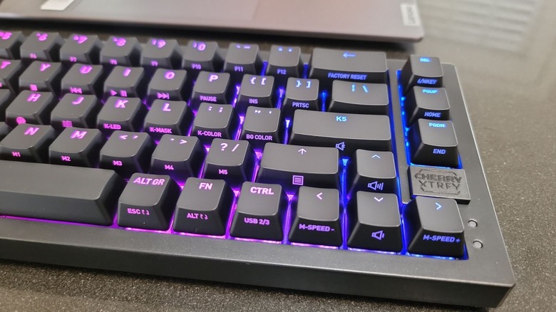 RBG customization keys on CHERRY XTRFY K5V2 keyboard