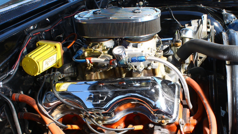 Chevrolet 409 V8 engine bay side view