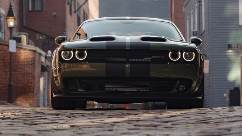 Dodge Challenger SRT Hellcat