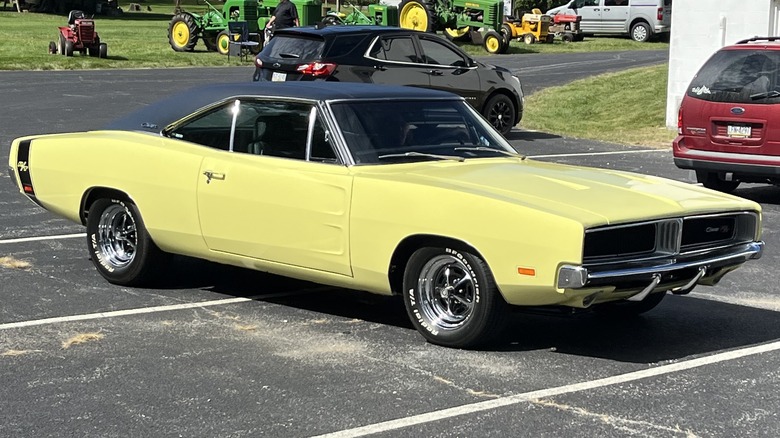 yellow dodge charger