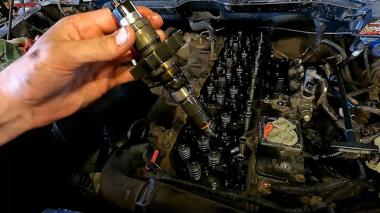 5.9 Cummins Fuel Injector