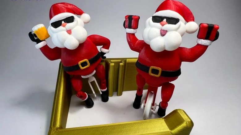 3D printed Santa toilet paper rider