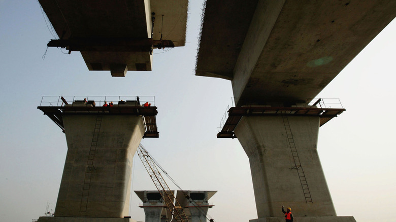 An example of box girder bridges being built in China