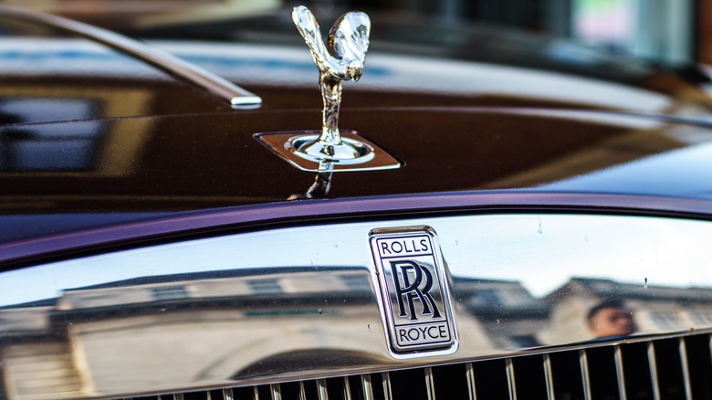 rolls royce hood ornament