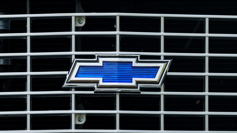 Chevrolet logo in grill of car