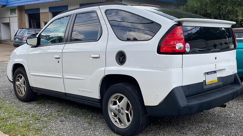 2004 Pontiac Aztek