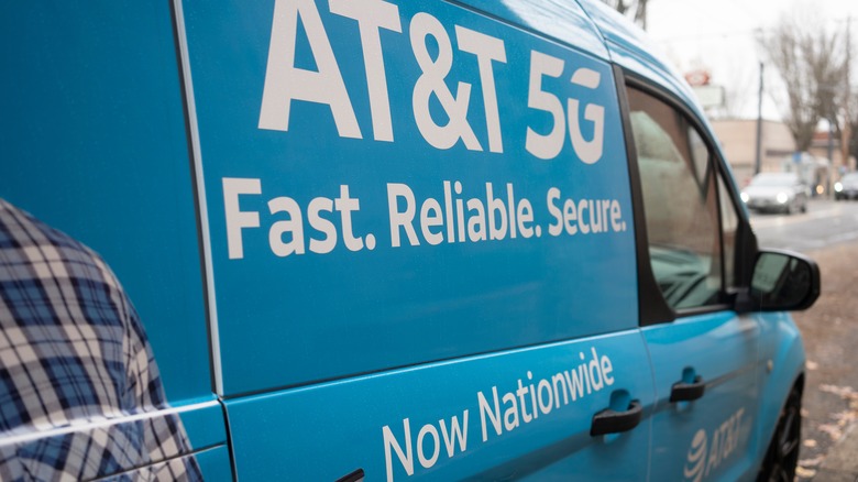 AT&T 5G van