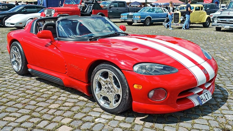 First generation SR1 Dodge Viper in parking lot