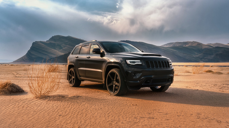 Jeep Grand Cherokee WK2 Trackhawk in the desert