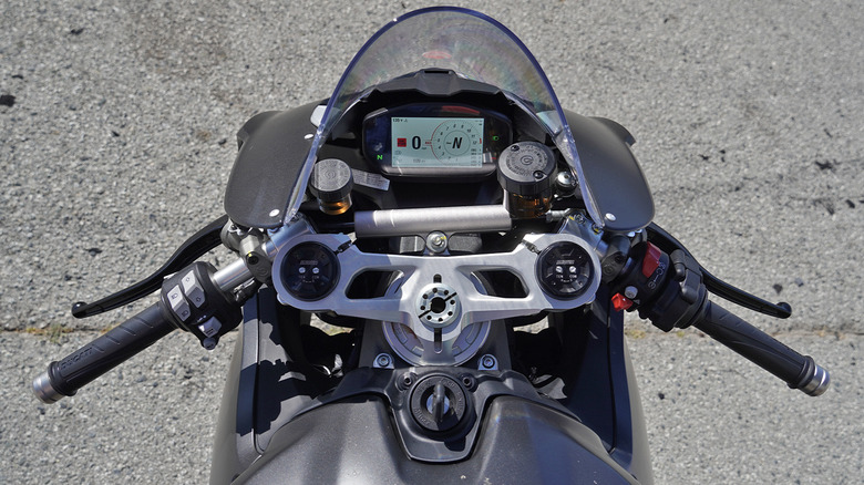 2024 Ducati Panigale V2 handlebars and gauge cluster detail