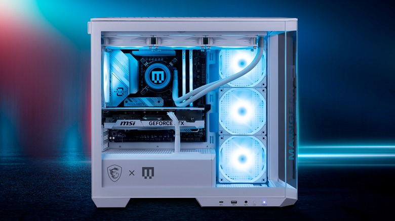 Maingear Project Zero PC.