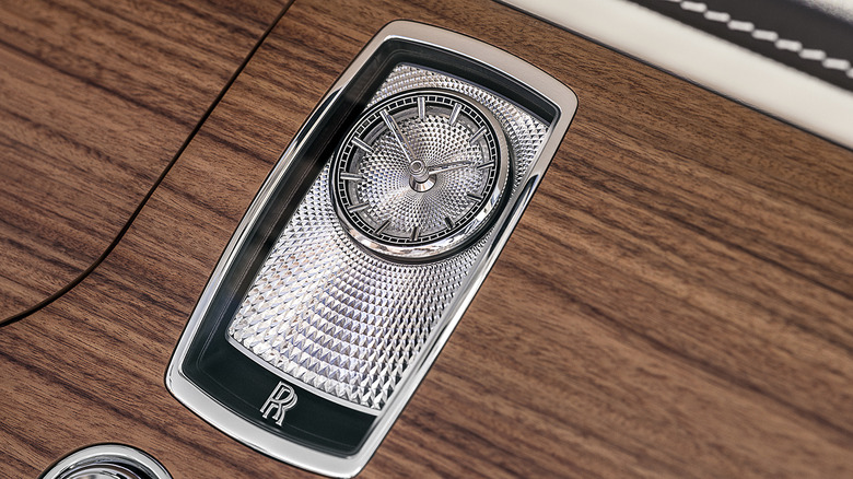 Rolls-Royce Acadia Droptail dash clock